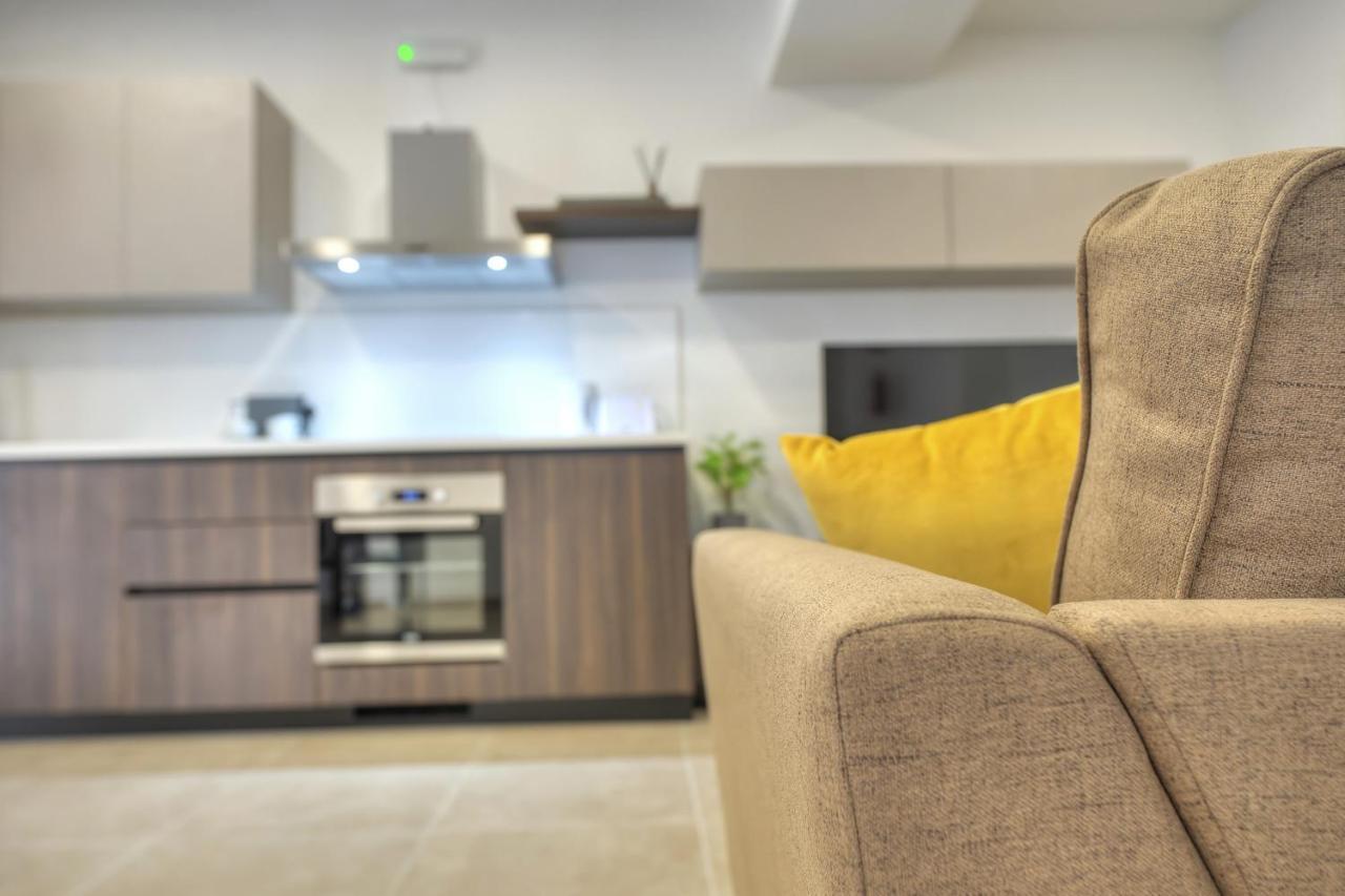 Brand New And Tastefully Furnished 2 Bedroom Apartment Ddif1-2 Gzira Dış mekan fotoğraf
